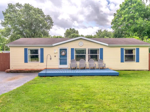 9329 W 142nd Ave, Cedar Lake, IN 46303