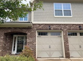 8458 Loxton Cir, Charlotte, NC 28214