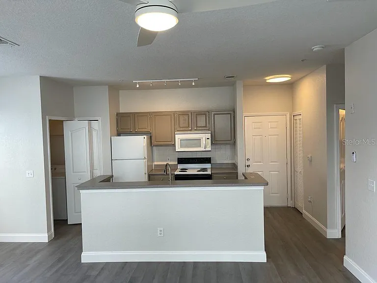 2513 Maitland Crossing Way #14102 — Photo 9