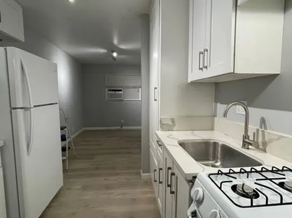 1831 Riverside Dr APT 3, Glendale, CA 91201