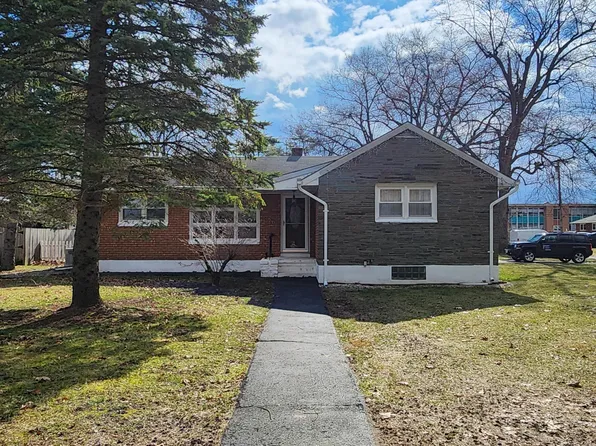 220 Cromer Avenue, Schenectady, NY 12304