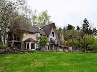 88 Slate Quarry Rd, Rhinebeck, NY 12572