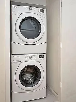 Rented by Corcoran | media 27