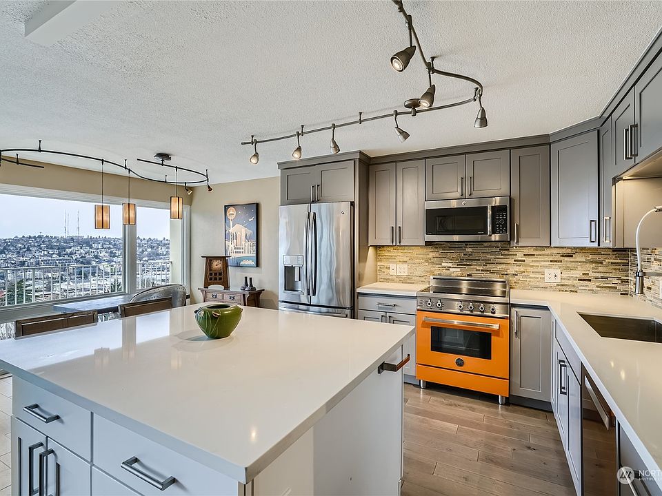 1st image of 525 Belmont Avenue E #7C