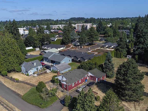 5th image of 8010 NE 30th St