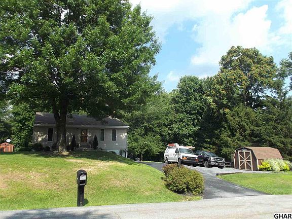 3rd image of 89 Lone Oak Dr