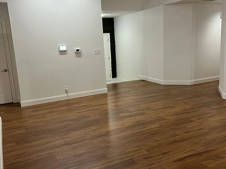 4213 S Mentor Ave — Photo 7