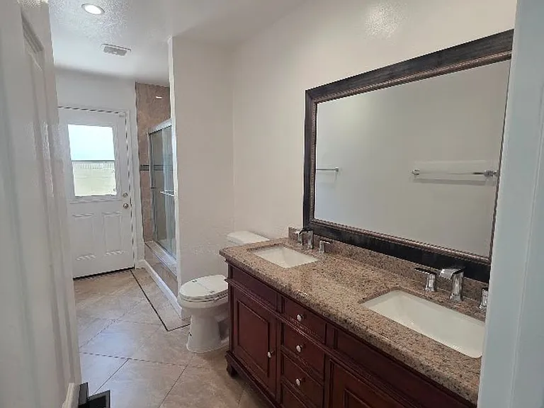12947 Arabella Pl — Photo 32
