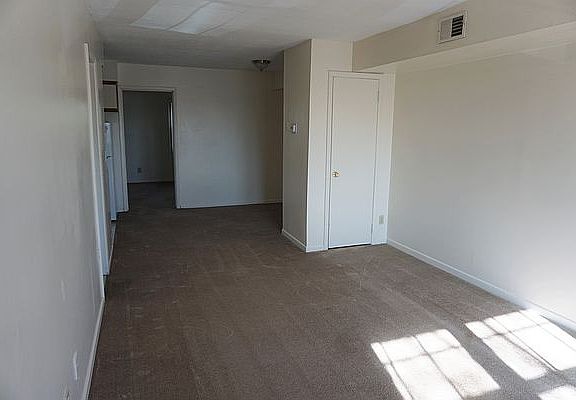 2nd image of 133 Fayette Ave #132