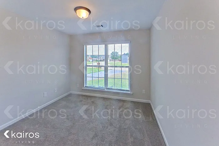 33 Joshua Cir — Photo 7