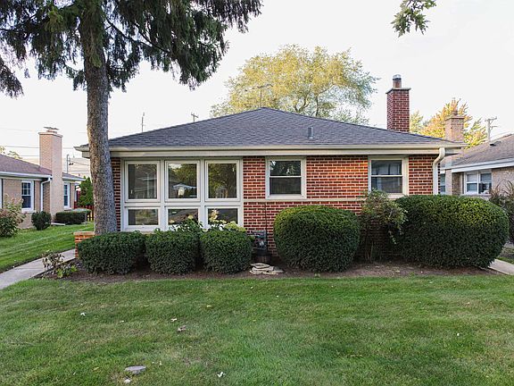 3rd image of 4440 Palma Pl