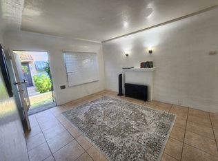 8456 Chestnut Ave APT A, South Gate, CA 90280