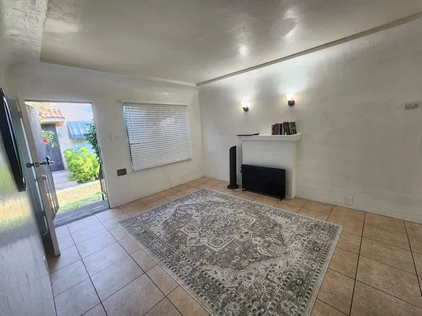 8456 Chestnut Ave APT A, South Gate, CA 90280