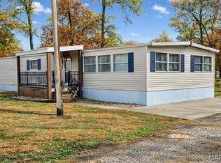 1106 Harrison Ave, Sandoval, IL 62882