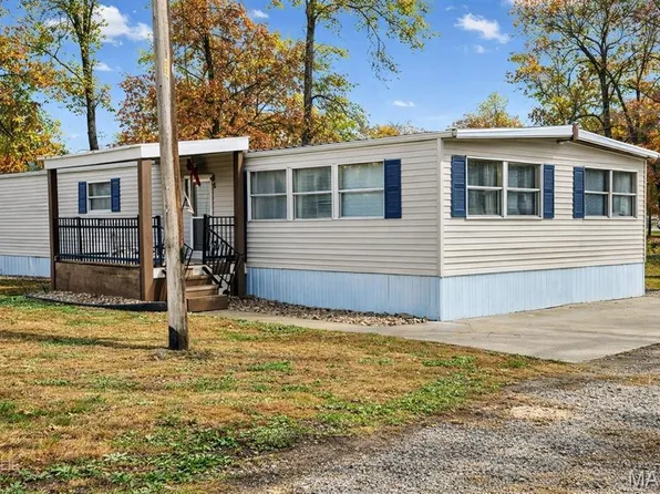 1106 Harrison Ave, Sandoval, IL 62882