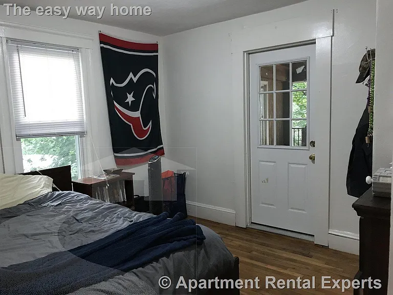 223 Summer St — Photo 8