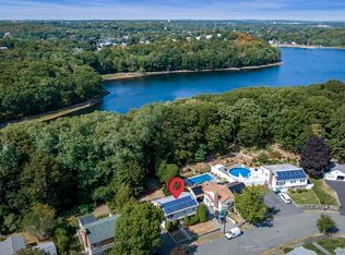 96 Spring View Dr, Lynn, MA 01904