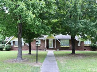 2404 Hillford Dr, Burlington, NC 27217