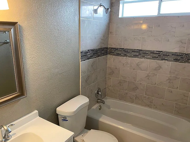 2914 Royal Knoll Dr — Photo 15