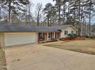 321 49th Ct, Meridian, MS 39305