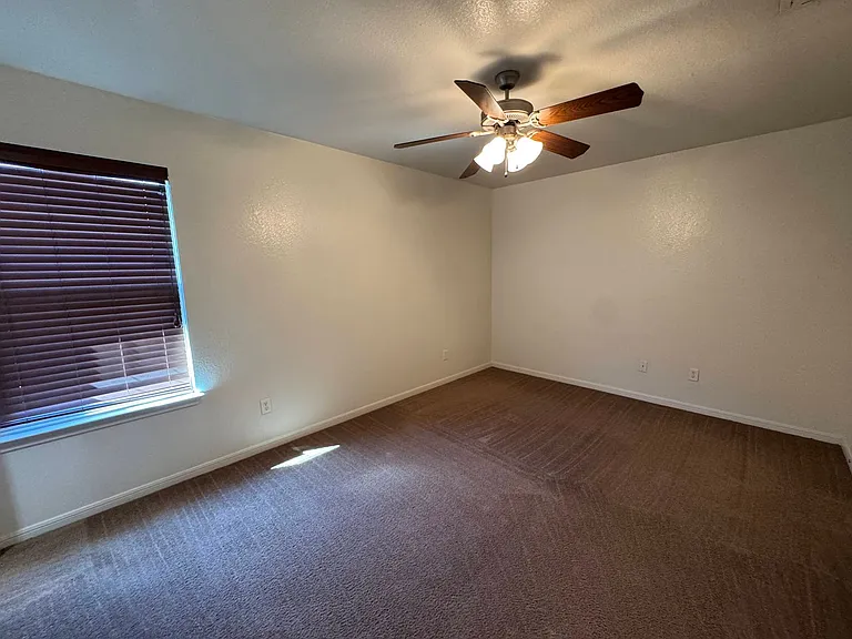 1204 Cinch Dr — Photo 12