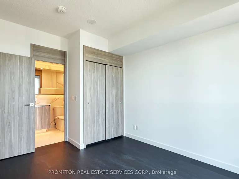 68 Esther Shiner Blvd #1901 — Photo 8