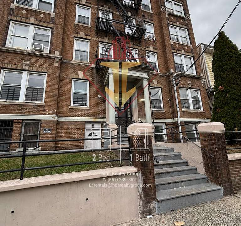 1st image of 201-203 Claremont Ave #A17