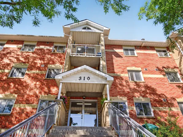 310 Kingsdale Ave #305, Kingston, ON K7M 8S1
