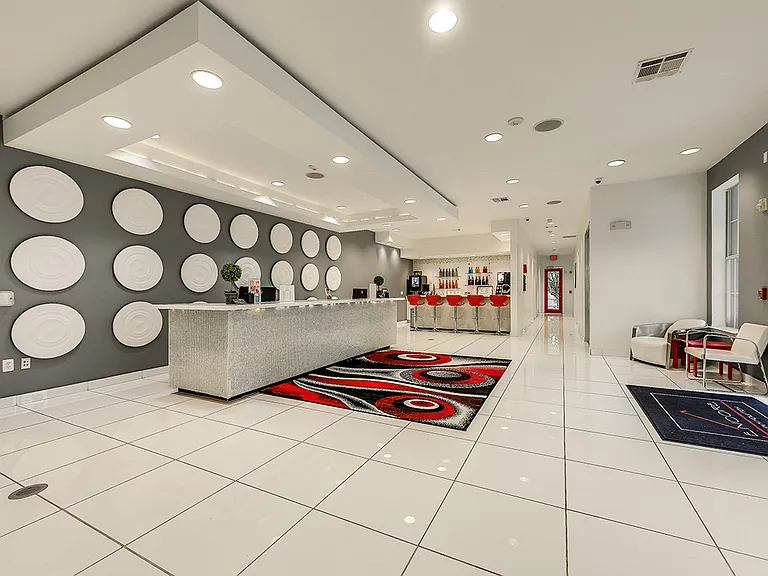 The Encore at Sam Houston - Student Living Priced Per Room — Photo 6