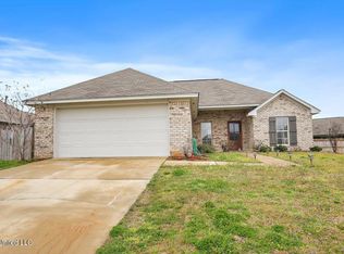 1215 Addison Ln, Brandon, MS 39042