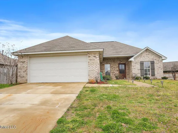 1215 Addison Ln, Brandon, MS 39042