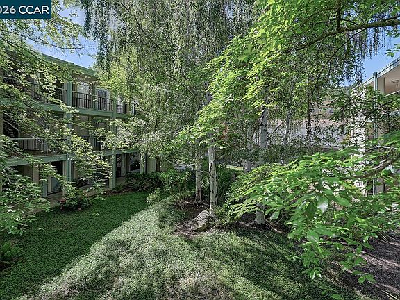 2nd image of 1501 Ptarmigan Dr APT 6B