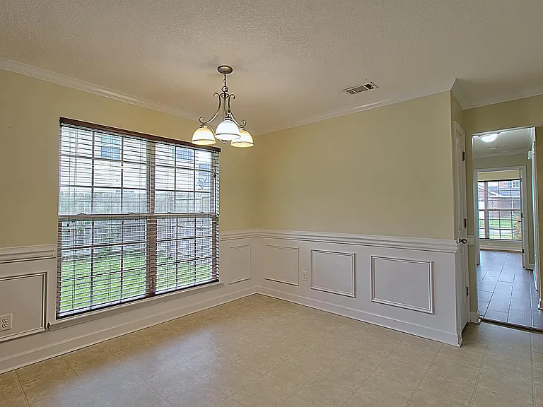 235 Augusta Way — Photo 15