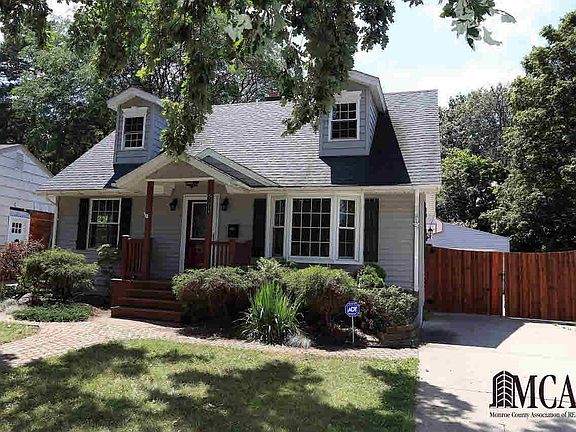 3rd image of 1288 Hull Ave