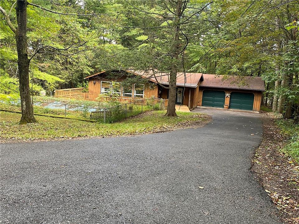 210 Milton Dr, Lehighton, PA 18235 Zillow