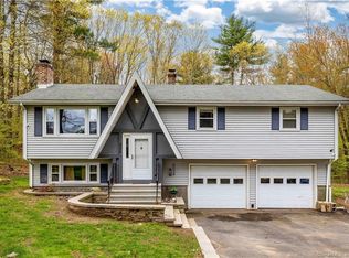 525 Buff Cap Rd, Tolland, CT 06084