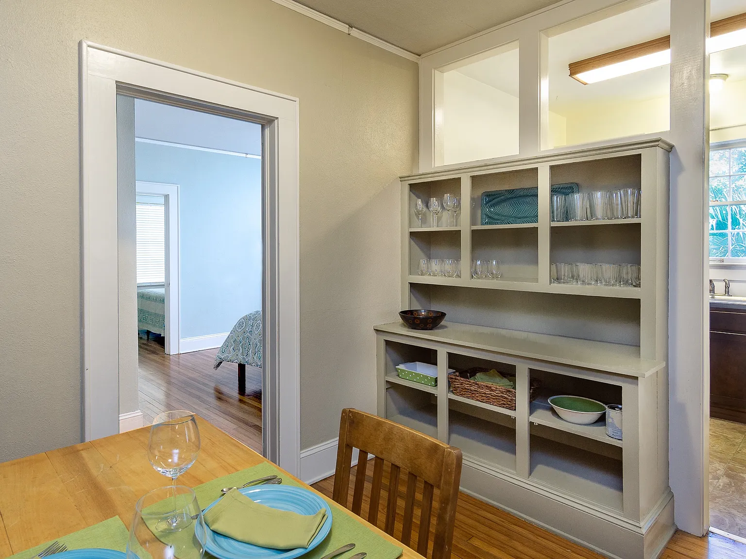 1308 Broome St — Photo 4