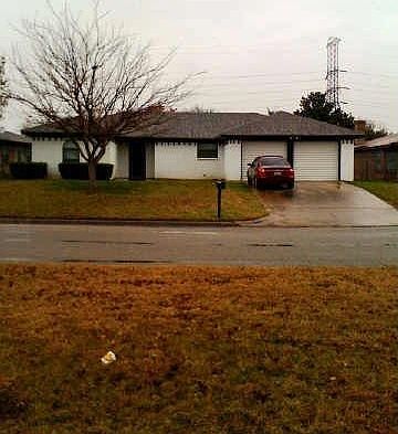 5th image of 3237 Yorktown Dr