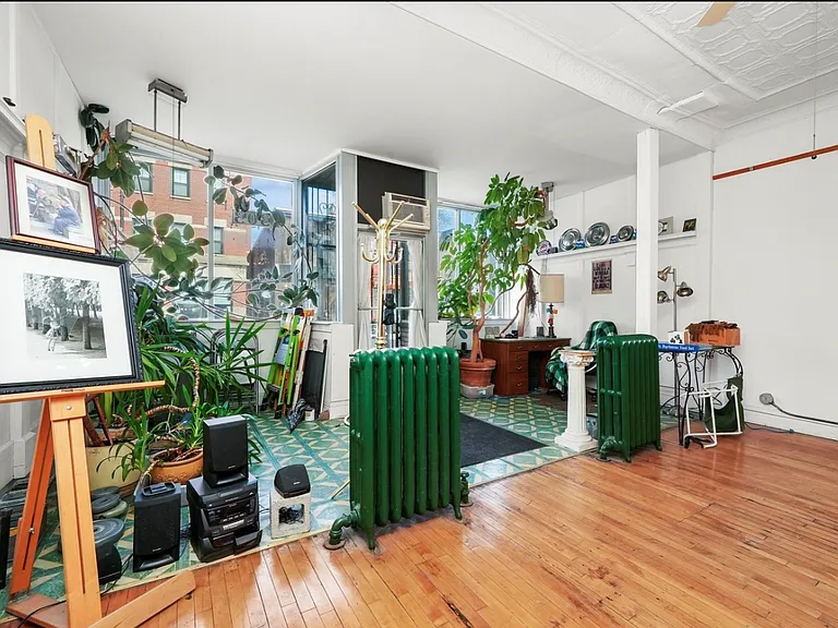 1303 W Chicago Ave #1 — Photo 9