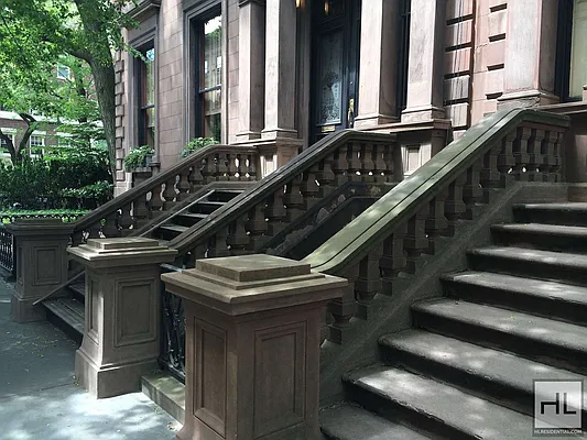 Sold by Highline Residential | media 36