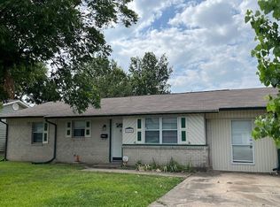 2604 Emerald Dr, Mesquite, TX 75150