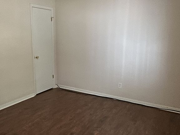4th image of 9215 Shady Bend Ln
