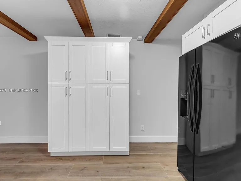 9121 Ridgeland Dr — Photo 11