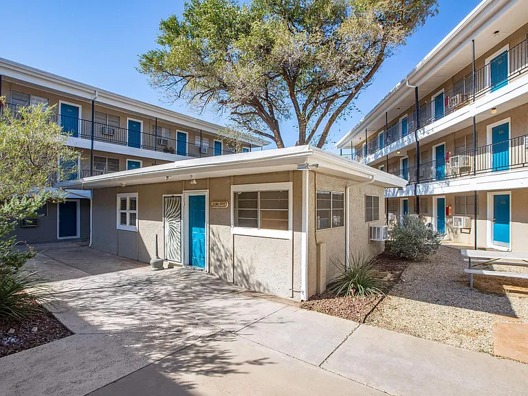 4501 Brownfield Dr — Photo 15