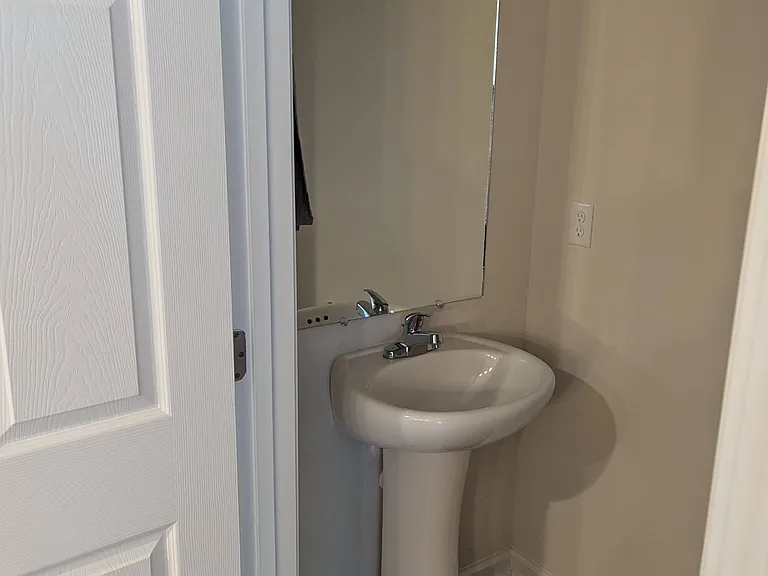 1728 Cocoanut Rd — Photo 12