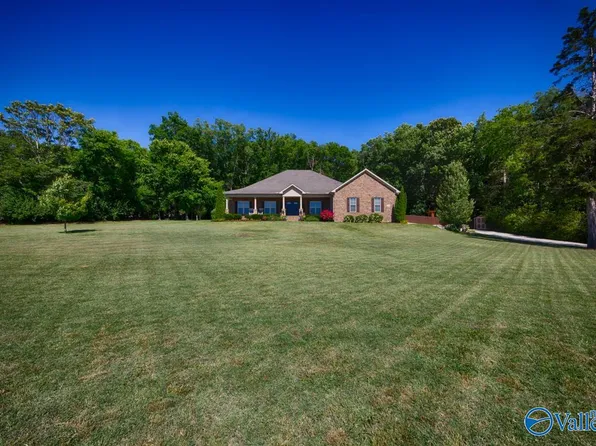 12313 Bell Rd SW, Huntsville, AL 35803