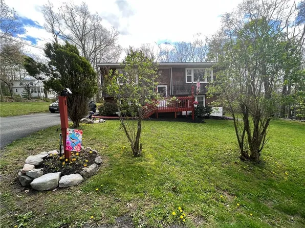 1 Walnut Trail W, Wurtsboro, NY 12790