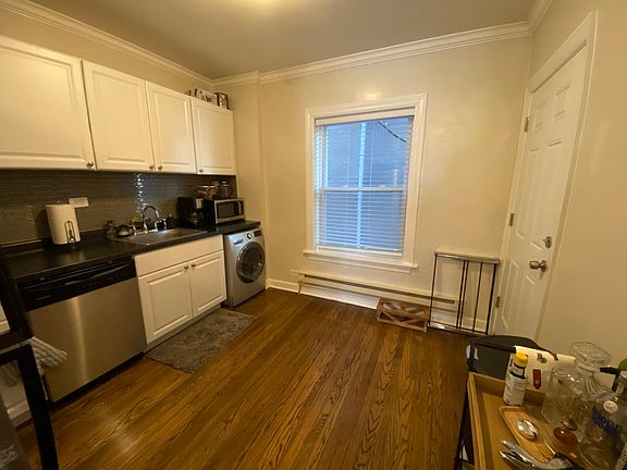 4th image of 2149-2151 N Fremont St #1