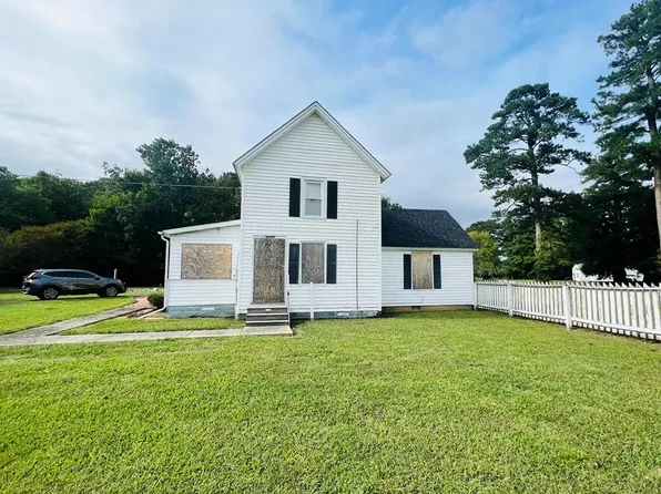 24040 Church Rd, Accomac, VA 23301