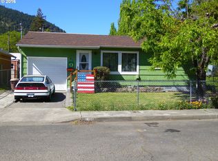 235 NE Howland St, Myrtle Creek, OR